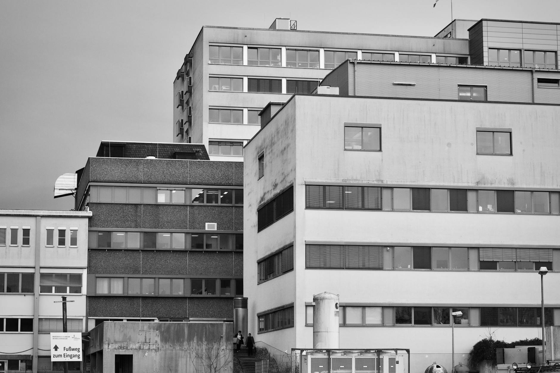Asbestos Exposure at Drake Center — Cincinnati, Ohio: What Workers and Tradesmen Need to Know